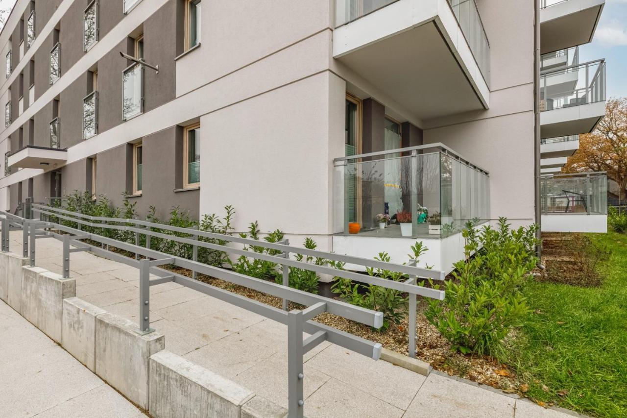 Green Square Apartment With Balcony Swinoujscie By Noclegi Renters Exteriér fotografie