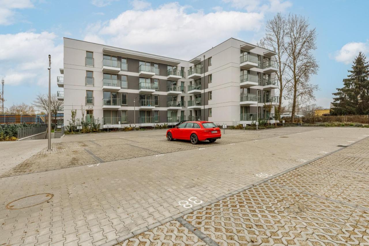 Green Square Apartment With Balcony Swinoujscie By Noclegi Renters Exteriér fotografie